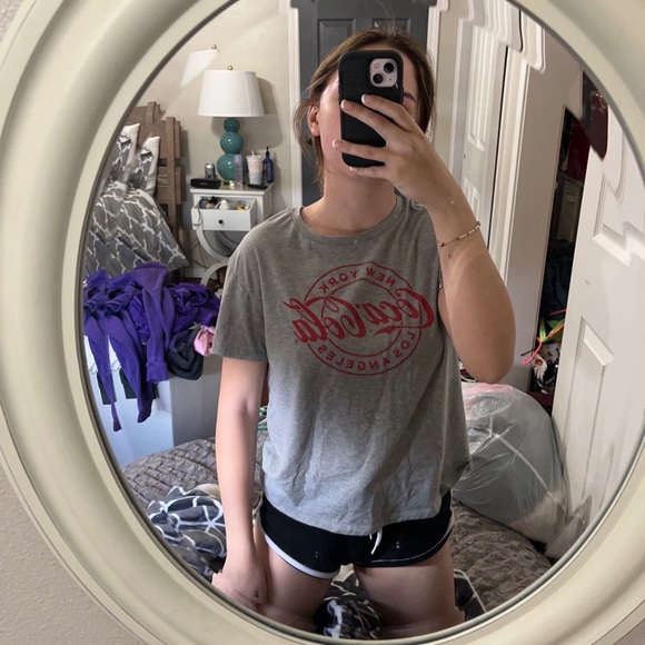 Coca-Cola slight crop graphic tee - Picture 3 of 4